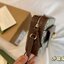 GUCCI horsebit 1955 small shoulder bag กระเป๋าสะพายทรงกล่องคลาสสิกมาพร้อมรายละเอียดที่น่าค้นหา ดูหรูหรา สามารถใช้งานได้หลากหลายโอกาส เป็นเพื่อนคู่ใจในวันสบายๆ หรือออกงานเป็นทางการ ไม่ควรพลาดเลยค่ะ