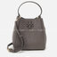 TORY BURCH MCGRAW MINI BUCKET BAG กระเป๋าสะพาย **วัสดุหนังวัวแท้ หนังนุ่ม หนังหอม น้ำหนักเบามากกก!! หนังลื่น นิ่มสวยมากๆ!!ด้านหน้าประดับโลโก้แบรนด์ ภายในโล่งกว้าง มีช่องใส่ของ 2 ช่อง มีสายเกี่ยวปรับทรง อะไหล่ทอง สายยาวถอดออกได้ ปรับระดับได้ 5 ระดับ ขนาดกำ