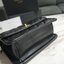 กระเป๋าทรงหรู จากงาน CHANEL VIP GIFT(GIFT WITH PURCHASE) จากเคาเตอร์ต่างประเทศ จากแบรนด์ CHANEL ลายหนังเรียบเงา อะไหล่ทองเข้มวินเทจ ด้านหน้าประดับโลโก้แบรนด์สีทอง เปิดปิดด้วยตัวหมุดล้อค มาพร้อมช่องซิปอีกหนึ่งช่อง มีแท็ก MADE IN ITALY ด้านใน ใช้ถือออกงานคื