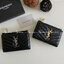 VIP GIFT 】หนังแท้ YSL SAINT LAURENT Monogram Zipped Bifold Wallet มาแล้วจร้า ถามหากันเยอะมากๆ กระเป๋าสตางค์ใบสั้นที่ใส่แบงค์ ใส่บัตร ใส่เหรียญได้เยอะสุดๆ มีสองด้านซิปและพับ ใบเดียวครบจบเลย หนังสวยมาก ละเอียดสุดๆ