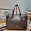 COACH HANNA CARRYALL IN SIGNATURE CANVAS / CH187 / CH195 / CH542 น้องใหม่ เรียบหรู ดูแพง กับกระเป๋าถือ/สะพายทรงสวย คงความคลาสสิค ดีไซน์ตกแต่งสายคาดจับจีบข้างกระเป๋าเพิ่มดีเทล มาพร้อมหูจับในตัว