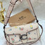 OUTLET 】รุ่นหายาก รุ่นตามหา ห้ามพลาดค่ะ! COACH TABBY FLORALPRINT ((B2081-630)) Wildflower-print Leather Shoulder Bag In White พร้อมส่งอีกครั้งค่ะ! กระเป๋าหิ้ว//สะพายไหล่//สะพายข้างได้หรือถือแบบคลัทออกงานได้เลย สุดคุ้ม! หนังแท้นิ่มอย่างดี 🌸 จุดเด่น