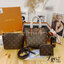 LV MINI TOTE BAG box set 5 in 1 จัดเลยค่า ชุดกระเป๋าเซ็ท4ใบ จัดเป็นพร้อมกล่องผ้าพันสวยหรูให้เป็นของขวัญคนรับถูกใจแน่นอนจ้า ทรงสวยใช้งานง่าย มีราคาดีมากค่า ขนาดกำลังดีเลยค่า ถือก็หรู สะพายก็เริสค่า box set ชวนสะสม