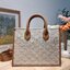 M.C.M HIMMEL SMALL TOTE IN LAURETOS ดีไซน์ละมุน น่าใช้มากๆ ต้อนรับลวดลาย lauretos ไอคอนิกโมโนแกรมใหม่ ที่สวยแตกต่าง กระเป๋าทรงโท้ท โทนสีเรียบหรู