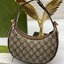 GUCCI GG half-moon-shaped mini bag เกรดออริจินอล ภาพสินค้าถ่ายจากงานขายจริง ใช้งานต่างประเทศได้ รูปทรงพระจันทร์เสี้ยวบนผ้าแคนวาส GG Supreme