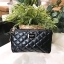 Chanel Cosmetic Clutch Key Chain Best seller! VIP. GIFT ของแท้จาก Chanel Cosmetic Counter VIP Gift หนังนิ่มลายตารางสีดำ ประดับโลโก้แบรนด์ ด้านหน้า เปิดปิดด้วยซิป หัวซิปแบรนด์อะไหล่ทอง พร้อมสายโซ่สำหรับห้อยพวงกุญเเจ ใส่มือถือได้ทุกรุ่นค่ะ สายคล้องกุญเเจ สา