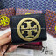 Tory Burch Charlie Mini Bi-fold Leather Wallet / Tory Wallet พร้อมส่ง กระเป๋าสตางค์ใบสั้น รุ่นใหม่ขายดี หรูหราทุกสี ดีไซน์คลาสสิค ขนาดกำลังพอเหมาะ โดดเด่นด้วยโลโก้