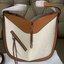 Loewe Hammock Bag / Loewe Small Hammock Tan Ken Price La Palme Edition / กระเป๋าสไตล์แคชชวล พิมพ์ลายต้นปาล์ม