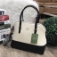 Kate Spade New York Cedar Street Maise CrossBody Bag กระเป๋าถือหรือสะพาย หนังลาย Saffiano สีทูโทนดำขาว สวยอยู่ทรงอด้านหน้าประดับ logo brand เปิดปิดด้วยซิป ภายในมีช่องซิป และช่องเล็ก ใส่กระเป๋าสตางค์ใบยาว ของใช้ ได้เยอะ มีหมุดรองฐานกันรอยสี่มุม มาพร้อมสายส