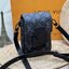 LV S-Lock Vertical wearable wallet / LV Phone bag Monogram Macassar coated canvas and black cowhide leather เกรดออริจินอล ใช้ได้ทั้งผู้หญิงผู้ชาย พร้อมส่งที่ไทย ภาพสินค้าถ่ายจากงานขายจริง ใช้งานต่างประเทศได้