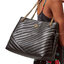 Tory Burch Kira chevron tote bag กระเป๋าทรง Tote สุดหรู ใบใหญ่ จุของได้เพียบ! วัสดุหนังแท้(Geniune Leather) หนังนิ่ม นุ่มมือมากกก มาพร้อมสายสะพายไหล่ต่อโซ่สลับหนัง อะไหล่ทองทั้งใบ ด้านข้างมีกระเป๋าเพิ่มทรงได้ ด้านในเปิดปิดด้วยกระดุมแม่เหล็ก มีช่องแบ่งใส่ข