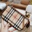 BURBERRY FRAGRANCES CLUTH BAG VIP GIFT WITH PURCHASE (GWP) คลัชพรีเมี่ยมกิ๊ฟ Limited Edition รุ่นหายาก จาก BURBERRY FRAGRANCES COUNTER หนังลาย Vintage Signature สุดคลาสสิค มาพร้อมสายโซ่คล้องมืออะไหล่ทอง เปิดปิดด้วยซิปสะดวกใช้ สามารถใส่มือถือ เงิน บัตรเครด