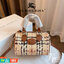 BURBERRY MINI PILLOW VINTAGE BAG Limited Edition วัสดุหนังPVC หนังนิ่ม เปิดปิดด้วยซิปยาวที่จับหนัง ภายในมีช่องใส่ของโล่งกว้าง พร้อมช่องเล็กอีกหนึ่งช่อง สามารถใส่มือถือ กระเป๋าสตางค์สั้น ของจุกจิกได้ มาพร้อมสายสะพายยาวหนังแท้ อะไหล่แบรนด์สีทองวินเทจ Rare i
