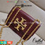TORY BURCH ELEANOR SMALL CONVERTIBLE SHOULDER BAG ฮอตไอเท็ม รุ่นนี้ขายดีขายหมด คัมแบค!! สวยหรู คุณหนู ผู้ดี!! หายากมากที่สุด!! กระเป๋าสะพายข้าง ดีไซน์อยู่ทรง ขนาดกำลังสะดวกใช้สำหรับสาว วัสดุหนังแท้เต็มใบ สีทูโทน เปิด-ปิดด้วยแถบแม่เหล็ก ภายในแบ่งสัดส่วนได้