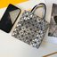 BAOBAO ISSEY MIYAKE 6x6 BLOCK TOTE BAG กระเป๋าถือทรง shopping โท้ท ลายตาราง บล็อคสี่เหลี่ยมสามเหลี่ยม ภาพสินค้าถ่ายจากงานขายจริง ใช้งานต่างประเทศได้ค่ะ