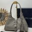TOP ORI หนังแท้ | เกรดดีสุด PRADA Medium leather tote bag / pradahobo กระเป๋าสะพายทรงโฮโบ คลาสสิคหนังเงาสวยหรูดูแพง ใบใหญ่กำลังดี ดีไซน์ใหม่ล่าสุด ภายในโล่งกว้าง จุของได้สบายๆ