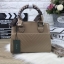 NEW!! PEDRO STRUCTURED TOP HANDLE BAG กระเป๋าถือ/สะพายอยู่ทรง วัสดุหนังเรียบเดินลายเชฟรอนเพิ่มดีเทลให้กระเป๋า มีช่องด้านหน้าใส่ของได้ หูหิ้วสามารถพับลงได้ มีผ้าพันให้ 1 ผืน มีหมุดรองฐานทั้ง 4 มุม เปิดปิดด้วยซิป ด้านใน มีช่องซิปใส่ของ รุ่นนี้จะใส่มือถือ กร