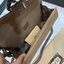 25CM หนังแท้ GUCCI Dionysus GG Supreme mini bag ฮอตไอเท็ม รุ่นนี้ขายดีขายหมด สวยหรู คุณหนู ผู้ดีมาก!! นานๆ มาจะมาน้าา รุ่นหายากค่ะ กระเป๋าสะพายข้าง ดีไซน์อยู่ทรง ขนาดกำลังสะดวกใช้สำหรับสาว วัสดุหนังแท้เต็มใบ ภายในแบ่งสัดส่วนได้เป็นอย่างดี งานจริงดีงาม สาว