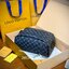 LV Dopp Kit Toilet Pouch / LV Clutch Bag กระเป๋าถือทรงพอชหรือคลัช แบบคลาสสิกสวยงามเป็นเอกลักษณ์ มีหูหิ้วพกพาสะดวก