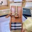 BURBERRY CROSSBODY VINTAGE BAG กระเป๋าสะพายทรง camera ซิปบน ลายซิกเนเจอร์แบรนด์ มาพร้อมสายสะพายยาวครอสบอดี้ งานสวยเป๊ะปั๊มทุกจุด สวยอยู่ทรง เปิดปิดด้วยซิปยาว ภายในมีช่องแบ่งเป็นสัดส่วน สามารถใส่มือถือ iphone เงิน ของจุกจิกได้ สายสะพายหนังยาวปรับระดับได้ อ