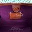 COACH HADLEY HOBO 21 BAG กระเป๋าถือหรือสะพายข้าง เรียบหรู หนังแกะแท้ ลาย signature brand หนังนิ่ม ปรับเปลี่ยนได้ 2 ทรง ปากกระเป๋ามีกระดุมแม่เหล็ก พร้อมตะขอเกี่ยว ภายในกว้าง ใส่ wallet ยาว mini iPad และของใช้ได้จุ พร้อมสายสะพายยาว ถอด ปรับระดับได้ค่ะ Must 