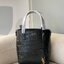Large YSL CROC TOTE / YSL Toy croc-effect leather tote bag พร้อมส่งครบสองไซส์ *คู่ดูโอ้ สวยแบบตะโกนนน YSL BAG VIP วัสดุหนังสังเคราะห์ หนังนิ่มลายจรเข้เต็มใบ สวยหรูมาก