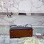 BURBERRY Women Vintage Check Two-handle Title Bag / BURBERRY Leather and Vintage Handle Bag อีกหนึ่งไอเท็มหายาก วัสดุ Leather Calfskin ลายวินเทจประดับกระดุมทองสวยหรูดีไซน์คลาสสิคคงไว้ซึ่งเอกลักษณ์แบรนด์ด้านข้างคาดด้วยสายหนังแท้ปรับทรงได้ หูจับหนังแท้แข็งแ
