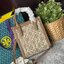 Tory burch t monogram jacquard mini tote ลวดลายT monogram ด้วยโลโก้สุดไอคอนนิคของแบรนด์ โดดเด่นด้วยกราฟฟิคและดีไซน์ ออกมาในหลายรูปแบบหลายคอลเลคชั่น แต่ละคอลเลคชั่นสวยหรูไม่แพ้กัน ทรงมินิโท้ท ขนาดกำลังดี ใช้งานง่าย ก็เป็นอีกหนึ่งรุ่นที่ทันยุคทันสมัยที่สาวๆ
