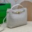 BOTTEGA Small Andiamo Top handle bag 28cm / BOTTEGA Tote Bag กระเป๋าสะพายดีไซส์สาน วัสดุเดนิมคอตตอนรุ่นใหม่ สวยงามเป็นเอกลักษณ์ เกรดออริ 1:1 ใช้งานต่างประเทศได้