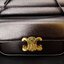พรีเมี่ยมกิ๊ฟแท้ 100% 】CELINE TRIOMPHE SHOULDER BAG VIP GIFT WITH PURCHASE-GWP พรีเมี่ยมกิ๊ฟ Limited Edition จาก CELINE PERFUME DUTY FREE COUNTER วัสดุ TRIOMPHE & LEATHER ดีไซน์ยอดนิยมสไตล์สาว LISA