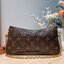LV liv pochette กระเป๋าสะพายทรงสวย เป็นเอกลักษณ์ ดีไซน์ลวดลายโมโนแกรมเรียบหรู