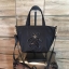 Best Seller ขายดีติดอันดับ กับกระเป๋าอเนกประสงค์ทรง Mini tote☆☆ จากแบรนด์ PRADA มาแล้วน้าา เป็น กระเป๋าผ้าไนล่อน ตามแบบฉบับของแบรนด์เลย ใบนี้มีสายยาวให้ค่ะ เลิศมาก สะพายเป็น shoulder bag หรือ ถือได้คะ ด้านหน้าเป็นลายหมี ปั๊กกลิ้ตเตอร์ + logo