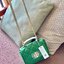Tory Burch Willa Mini Top Handle Bag พร้อมส่งที่ไทย ใบจริงคือสวยสุดดไปเลยค่าา! กระเป๋าสะพายข้างหรือหิ้วก็เก๋ไปอีกเลยค่ะ! หนังแท้อย่างดี ลายนวมนิ่มมือดีมากค่ะ ด้านหน้ามีอะไหล่โลโก้แบรนด์ เปิดปิดกระเป๋าแบบกระดุมแม่เหล็ก ภายในสามารถใส่กระเป๋าเงินใบกลางได้;มื