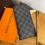 หนังแท้ LOUIS VUITTON LONG WALLET กระเป๋าสตางค์ผู้ชายใบยาว ไอเท็มสุดฮิต ติดทุกกระแส แรงไม่เคยตก รุ่น unisex ที่จะหนุ่มๆสาวๆ ก็เลิฟได้หมด!! ใบยาวขนาดกำลังเหมาะมือ ถือแล้วขับผิวทุกสี วัสดุหนังแท้ทนทาน ภายในมีช่องใส่บัตรเยอะ แบ่งสัดส่วนสวยงาม ในราคาที่จับต้อ