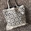 Baobao issey miyake frame tote 6x6 / MIYAKE Frame Mesh Tote Bag กระเป๋าที่มองทะลุได้เหมือนตะกร้าและให้ความรู้สึกสดชื่น