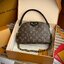 LV Be Alma bag Monogram Canvas / LV Pouch Bag กระเป๋าทรงพอชรุ่นใหม่สุดไอคอนิก เปิดตัวในคอลเลคชั่น Cruise 2025 ขนาดกะทัดรัดประดับสายโซ่สีทองถักสลับหนัง ใช้เป็นกระเป๋าใส่เครื่องสำอางค์ก็ลงตัว