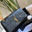 VIP 】YSL SAINT LAURENT BAG วัสดุหนังแกะ ตกแต่งลวยลายตาราง ด้านหน้าประดับโลโก้แบรนด์อะไหล่อทอง ขนาดกระทัดรัด หนังสวย มาพร้อมสายสะพายยาว สวยหรูดูดีค่ะ..!!