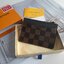 งานหรูเว่อวัง LOUIS VUITTON CARD HOLDER (GWP) 💳 ที่ใส่บัตร จากพรีเมี่ยมกิ้ฟแบรนด์หรู ดีไซน์สวยเก๋ หนังแท้ลายสวยเป็นเอกลักษณ์ ขนาดกำลังดี ใส่บัตรอย่างน้อย 7 ใบ พกพาสะดวก จะซื้อไว้ใส่บัตรใบหรู หรือซื้อให้เป็นของขวัญ ก็ควรค่าที่สุดคะ ห้ามพลาดนะคะ &#x