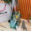Kipling Damen Orelie Henkeltasche รุ่น K15257 กระเป๋าถือ/สะพาย Crossbody ขนาดกำลังดี หูกระเป๋ายาวสามารถคล้องบ่าได้ วัสดุpolymode100% ผ้ากันน้ำ กระเป๋ามีน้ำหนักเบา มีช่องซิป ด้านหน้า และ ด้านหลัง ภายในแบ่งเป็น 3 ช่องหลักใช้งาน ช่องซิปกลางแยกเป็นสัดส่วน จุข