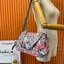 Kipling Damen Orelie Henkeltasche รุ่น K15257 กระเป๋าถือ/สะพาย Crossbody ขนาดกำลังดี หูกระเป๋ายาวสามารถคล้องบ่าได้ วัสดุpolymode100% ผ้ากันน้ำ กระเป๋ามีน้ำหนักเบา มีช่องซิป ด้านหน้า และ ด้านหลัง ภายในแบ่งเป็น 3 ช่องหลักใช้งาน ช่องซิปกลางแยกเป็นสัดส่วน จุข