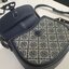 ของแท้ 💯% 】Tory Burch Monogram Crossbody Bag กระเป๋าที่ใช้เป็น Everyday Bag สามารถใช้งานได้บ่อยครั้งและสามารถสะพายไปทำกิจกรรมต่าง ๆ ได้ทุกวันตัวกระเป๋าอยู่ทรงสวย