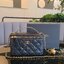 ใบน่ารักปุ้กปิ้ก กระเป๋าสะพายครอสบอดี้ CHANEL CAVIAR QUITED SMALL VANITY CASE WITH CHAIN BAG งานเกรดสินค้าสมนาคุณ ทรงสวยหรู มีหูถืออะไหล่ทองชื่อแบรนด์