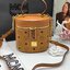 M.C.M CYLINDER CROSSBODY IN VISETOS รุ่นยอดฮิตอีกหนึ่ง!! กระเป๋าสะพายข้าง ดีไซน์ทรงกระบอก ให้คุณสนุกไปกับทุกสไตล์การแต่งตัว สวยอยู่ทรง ใส่ของสำคัญได้ครบถ้วน วัสดุหนังแคนวาสคุณภาพดี เปิด-ปิดด้วยซิปรอบ ภายในบุผ้าสลับหนังแท้ เป็นช่องโล่งทำให้เก็บของไว้ได้สะด