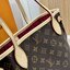 TOP ORI หนังแท้ | LV Neverfull PM bag Monogram Canvas กระเป๋าสะพายทรงโท้ท PM ดีไซน์คลาสสิกเหนือกาลเวลาเข้ากับดีเทลที่สืบทอดมายาวนาน Monogram แคนวาสแต่งขอบหนัง ดีไซน์พื้นที่ด้านในกว้างทว่าดูเพรียวบาง