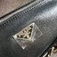 PRADA LEATHER SHOULDER BAG ใบเดียวเอาอยู่ตลอดวันเลยค่ะ! รุ่นนี้ใช้หนังอย่างดี หนังนิ่มซอฟมากๆ หลงรักแน่นอน!!