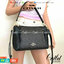 COACH SMALL MARLON SHOULDER BAG ((1600//1597)) 🌈พร้อมส่งที่ไทยอีกครั้ง ตามคำเรียกร้อง ห้ามพลาด! กระเป๋าหิ้ว//คล้องไหล่//สะพายข้างได้ หนังแท้ ทรงสวยมากค่ะ ด้านหน้ามีช่องซิปซ่อนแบบหนังห้อยให้2ช่อง ใส่ของจุกจิกค่ะ เปิดปิดกระเป๋าแบบซิป ภายในกว้างใส่ขอ