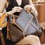 LV CARRYALL Monogram Canvas 12" / LV Shopping Bag รุ่นใหม่ล่าสุด กระเป๋าสะพายทรงหรูหรามีสไตล์ สวยปังมั้ยไหว ใบจริงสวยมากกกก ได้สวยก่อนใคร วัสดุหนังแคนวาสเคลือบลาย สวย คลาสสิค ภายในเป็นช่องโล่ง จุของได้เยอะ สาวๆใช้ใบนี้ สะพายไปไหนก็เข้ากัน ถ่ายรูปสวยๆ