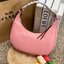 COACH BAILEY HOBO WITH WHIPSTITCH ((C4108//C1322)) พร้อมส่งที่ไทย!! สวยจริงไม่จกตาแน่นอนค่าา กระเป๋าทรงโค้ง ใช้แบบหิ้วหรือคล้องไหล่ก็ดูดี ใช้วัสดุหนังแท้ชั้นดี หนังสวยมากๆค่ะ ด้านหน้าใช้อะไหล่แบรนด์ตัวใหญ่ หรู ดูสะดุดตามีเดียว