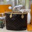 LV Neverfull MM Tote Monogram Canvas With Cat / Puppies กระเป๋าทรงโท้ท รุ่นลิมิเต็ด พิมพ์ลายน้องหมา น้องแมว ลวดลายท่องเที่ยว ลายสีสัน เป็นการรังสรรค์สุดท้าทายครั้งใหม่ของกระเป๋ารุ่นไอคอนิกจากหลุยส์ ผสานความหลากหลายในการใช้งานยุคใหม่กับพลังสีสันอันสดใสได้อ
