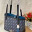 งานใหม่ สวยมากๆ สินค้าห้ามพลาดค่าา! COACH HORSE AND CARRIAGE TOTE WITH DOT PRINT ((C4060)) พร้อมส่งที่ไทย! กระเป๋าทรงTote ไม่ว่ายุคไหนๆ ใช้ได้ตลอดกาลลคะ! หนังแท้นิ่มสวย ตัวกระเป๋าทั้งใบปริ้นลายรถม้าสวยงามค่ะ ปากกระเป๋าแบบกระดุมแม่เหล็ก ใช้งานง่าย ภายในกว้